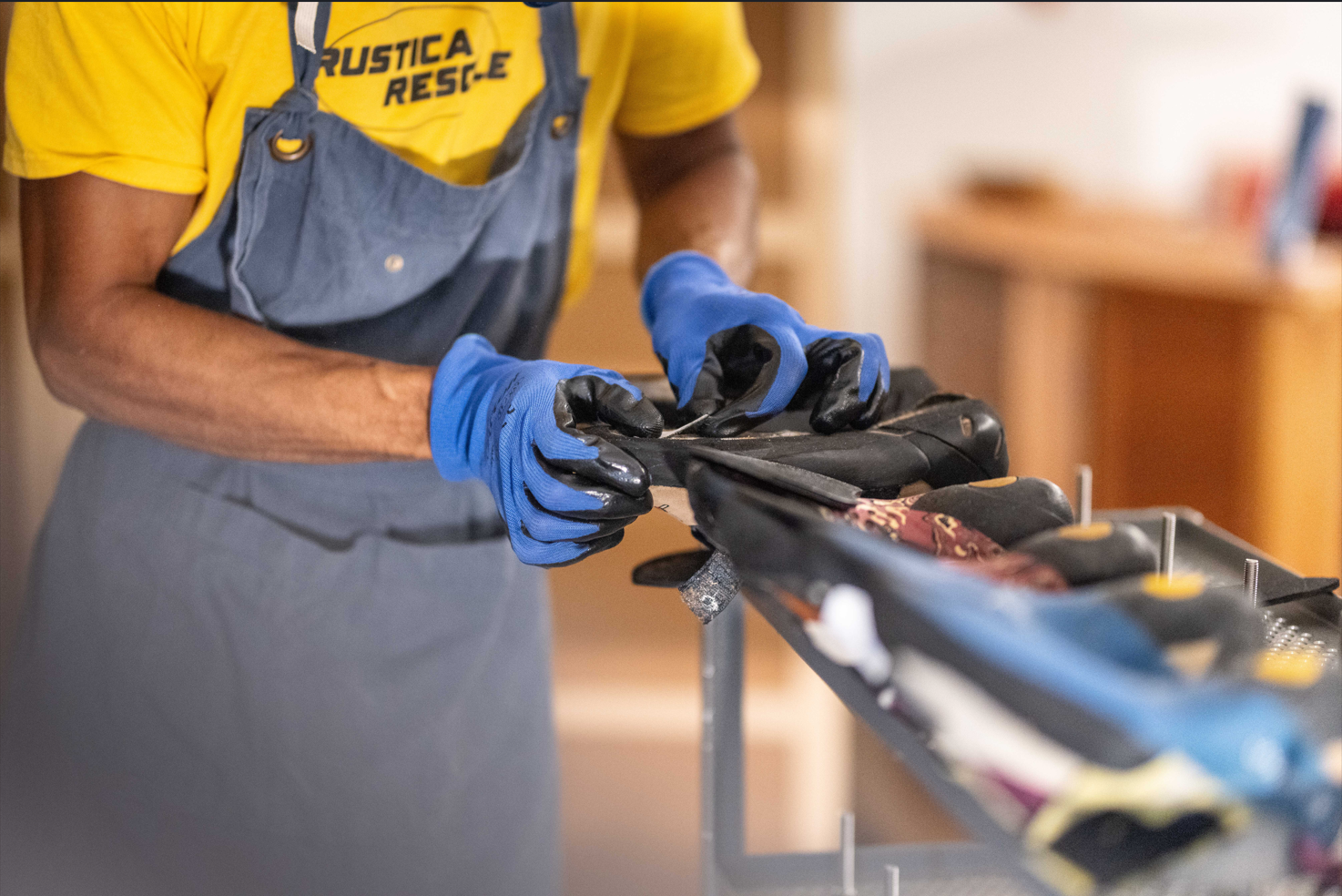 Kletterschuh-Schuhmacher Werkstatt 1