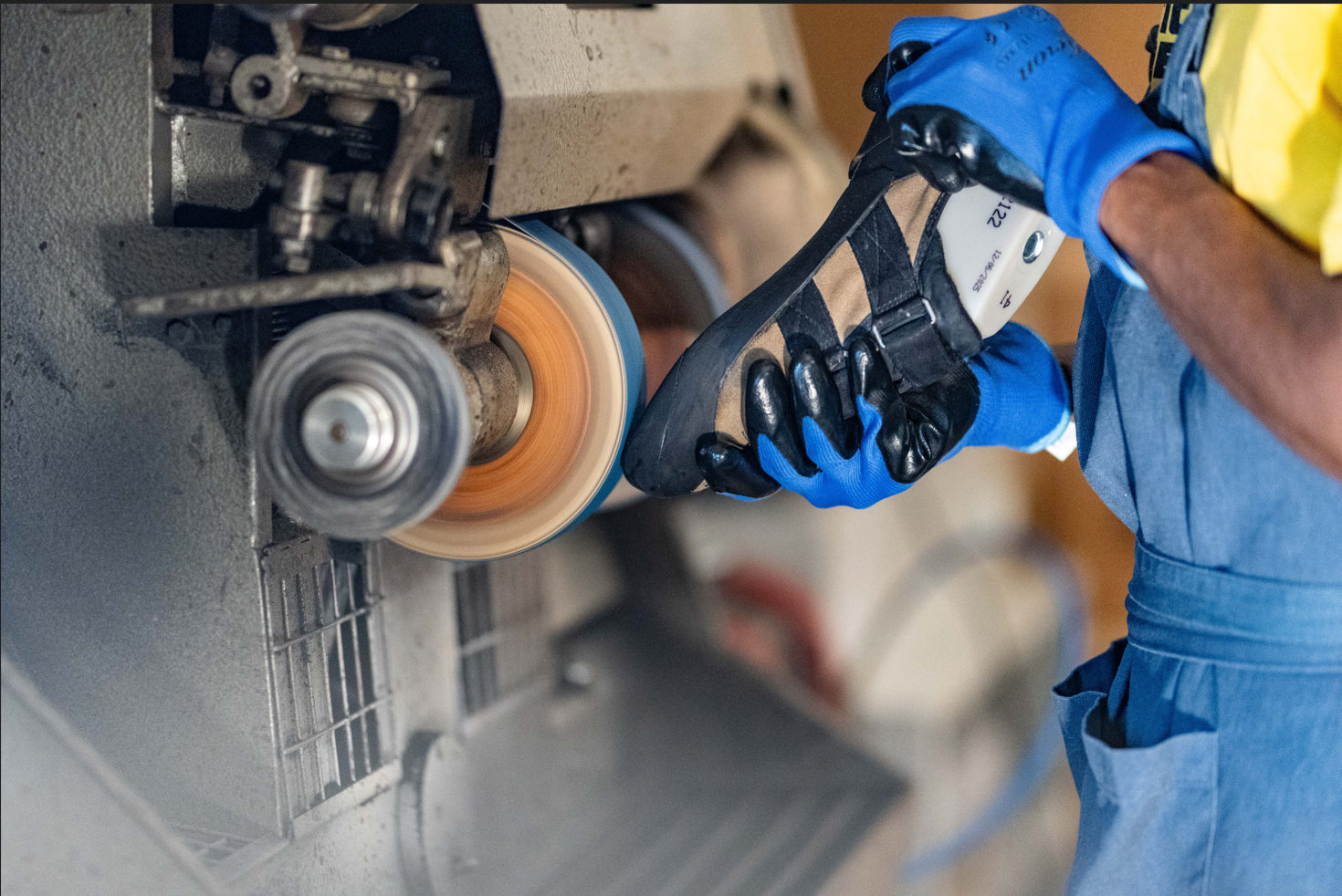 Kletterschuh-Schuhmacher Werkstatt 2
