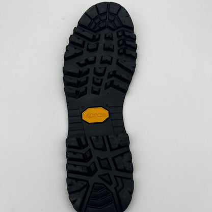 Besohlung mit Vibram Foura