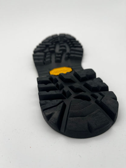 Besohlung mit Vibram Foura