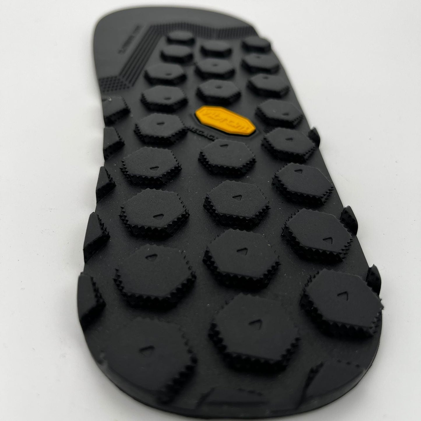 Besohlung mit Vibram Approach