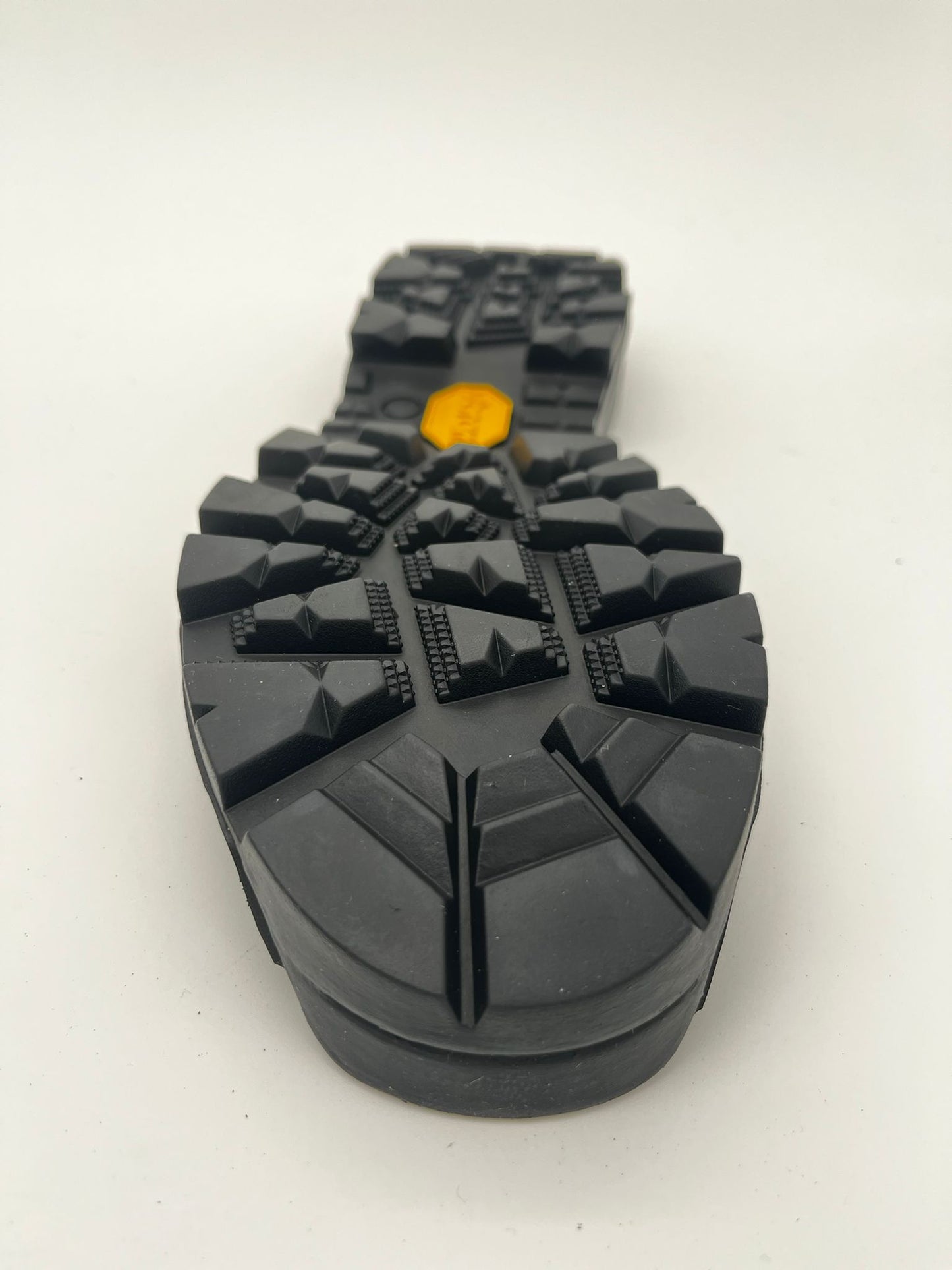 Vibram Sniper Bassa (Wanderschuhe Neubesohlung mit Zwischensohlenersatz)