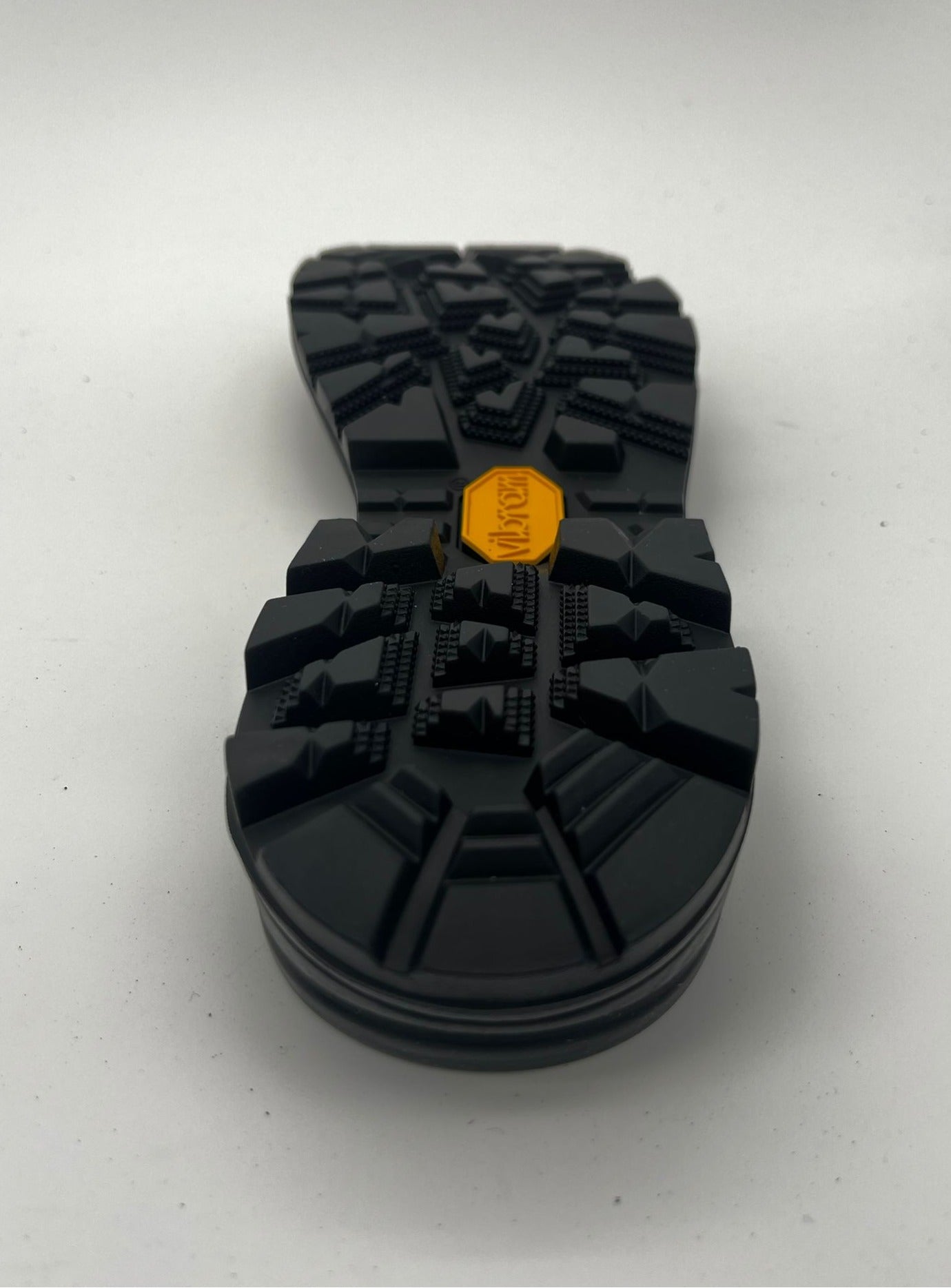 Vibram Sniper Bassa (Wanderschuhe Neubesohlung mit Zwischensohlenersatz)